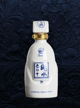 河北衡水老白干青花瓶